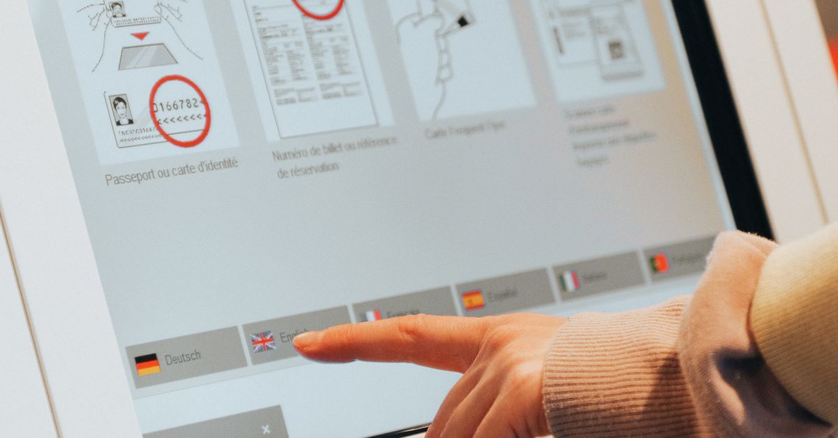 Automated Check-In Instructions That Reduce Guest Questions and Support Tickets Featured Image