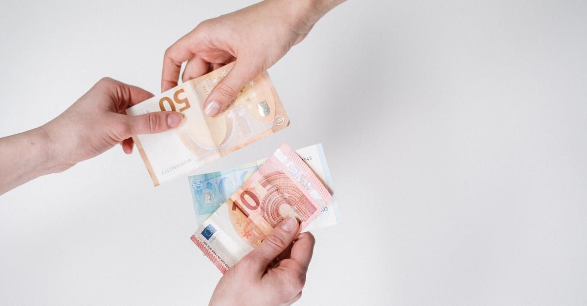 Multi-Currency Payments for Vacation Rental Websites: What International Guests Expect in 2026 Featured Image
