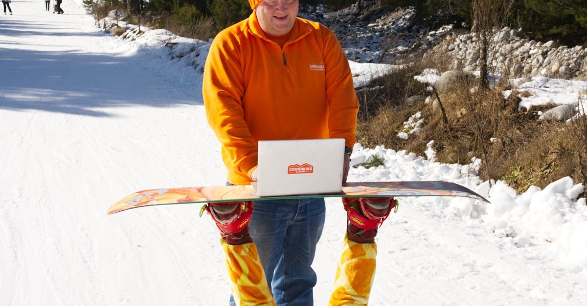 Win Extended Stays This Winter: Policies, Pricing, and Work‑Friendly Amenities That Convert Featured Image