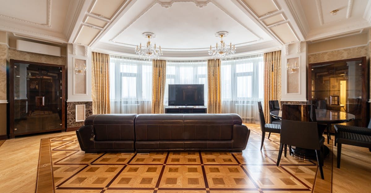 Direct Booking Engine vs. “Request to Book”: Which Converts Better for Vacation Rentals? Featured Image